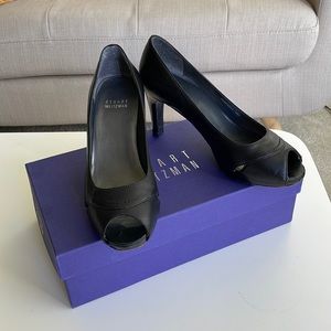 Stuard Weitzman Peep Toe Heels 6M Black